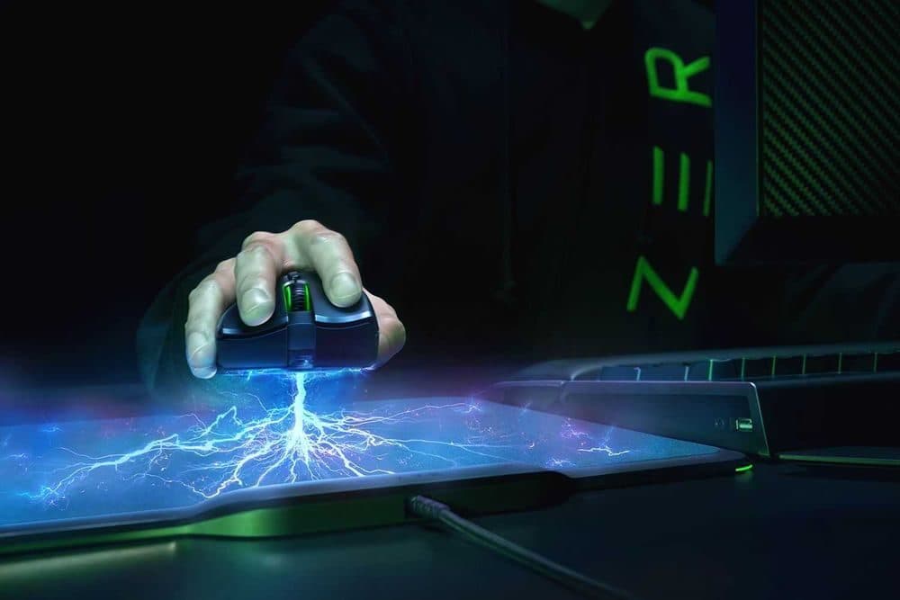 Игровая беспроводная мышка Razer Mamba + Firefly Hyperflux Bundle